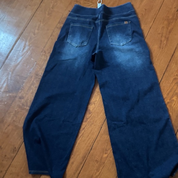 HALARA Dark Blue Flare Jeans - Picture 6 of 6